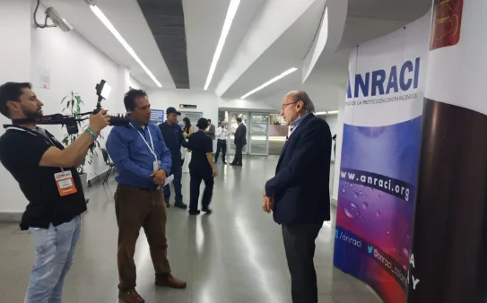 Conferenciastas internacionales