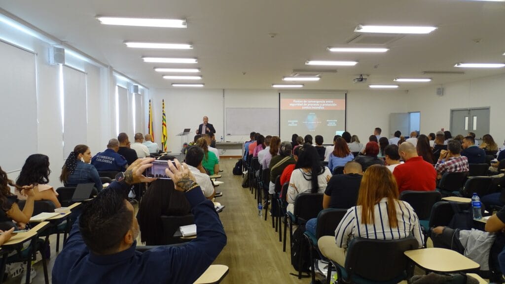 Conferencia De Protección Contra Incendios Y Seguridad Humana