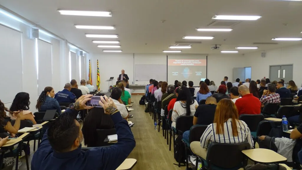Conferencia De Protección Contra Incendios Y Seguridad Humana