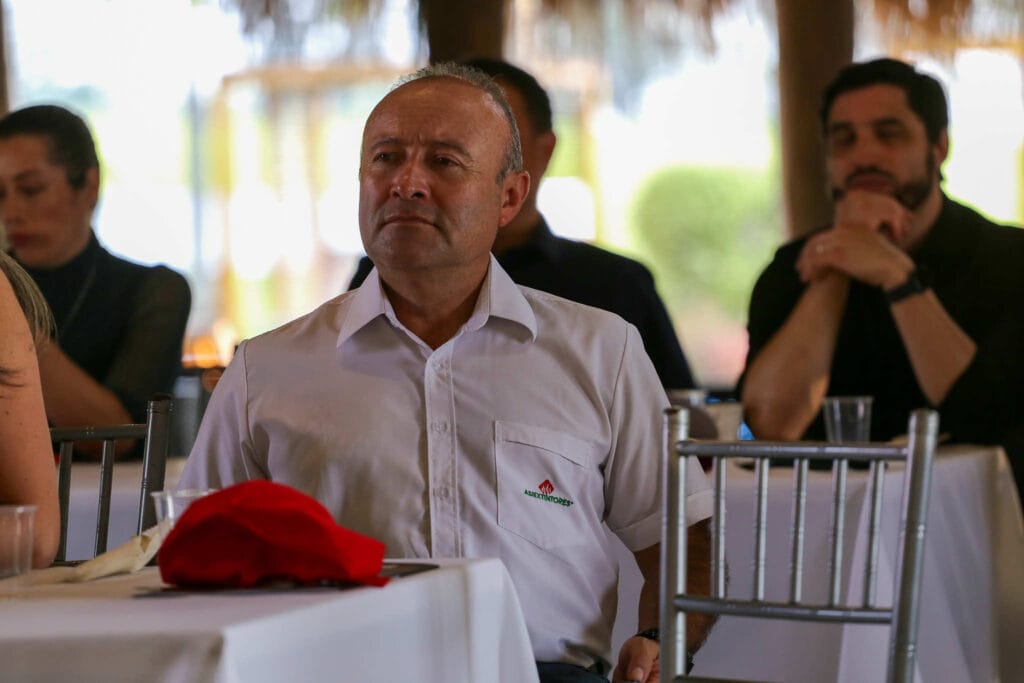 XIV Asamblea General Ordinaria De ANRACI. El gremio de la protección contra incendios Colombia Ceremonia