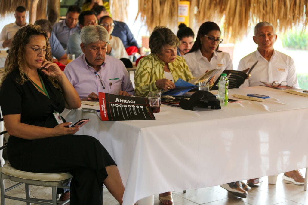 XIV Asamblea General Ordinaria De ANRACI. El gremio de la protección contra incendios Colombia Ceremonia