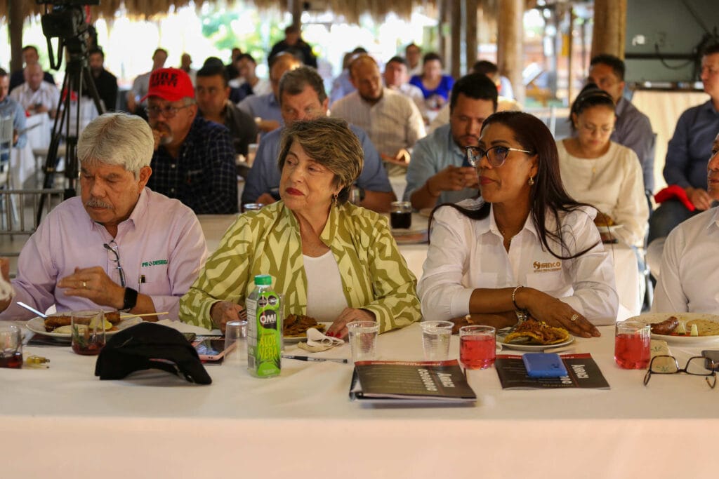 XIV Asamblea General Ordinaria De ANRACI. El gremio de la protección contra incendios Colombia Ceremonia