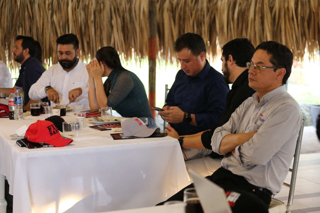 XIV Asamblea General Ordinaria De ANRACI. El gremio de la protección contra incendios Colombia Ceremonia