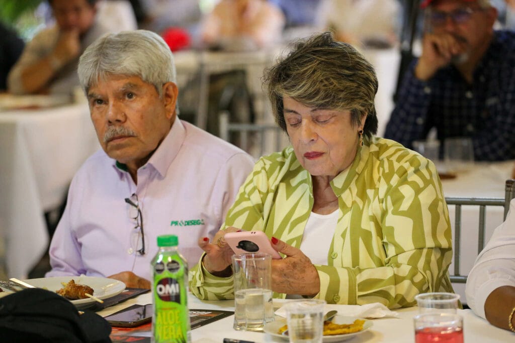 XIV Asamblea General Ordinaria De ANRACI. El gremio de la protección contra incendios Colombia Ceremonia