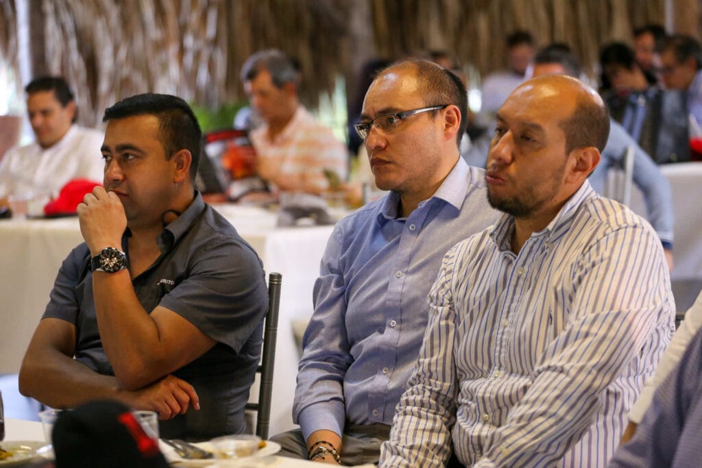 XIV Asamblea General Ordinaria De ANRACI. El gremio de la protección contra incendios Colombia Ceremonia