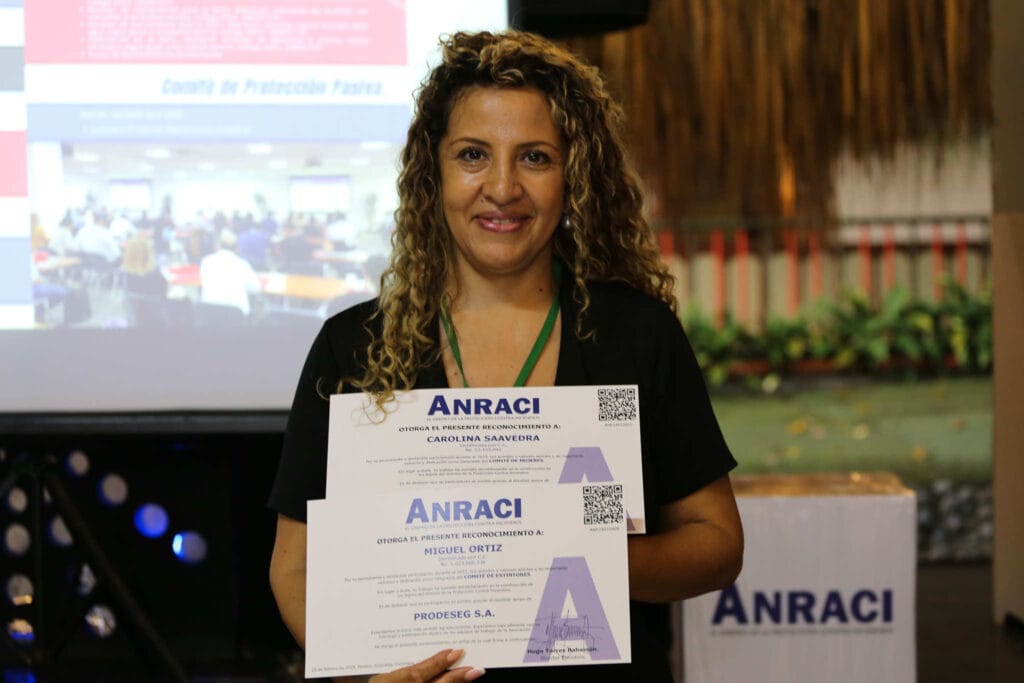 XIV Asamblea General Ordinaria De ANRACI. El gremio de la protección contra incendios Colombia Ceremonia