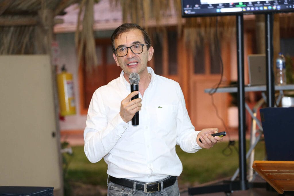 XIV Asamblea General Ordinaria De ANRACI. El gremio de la protección contra incendios Colombia Ceremonia