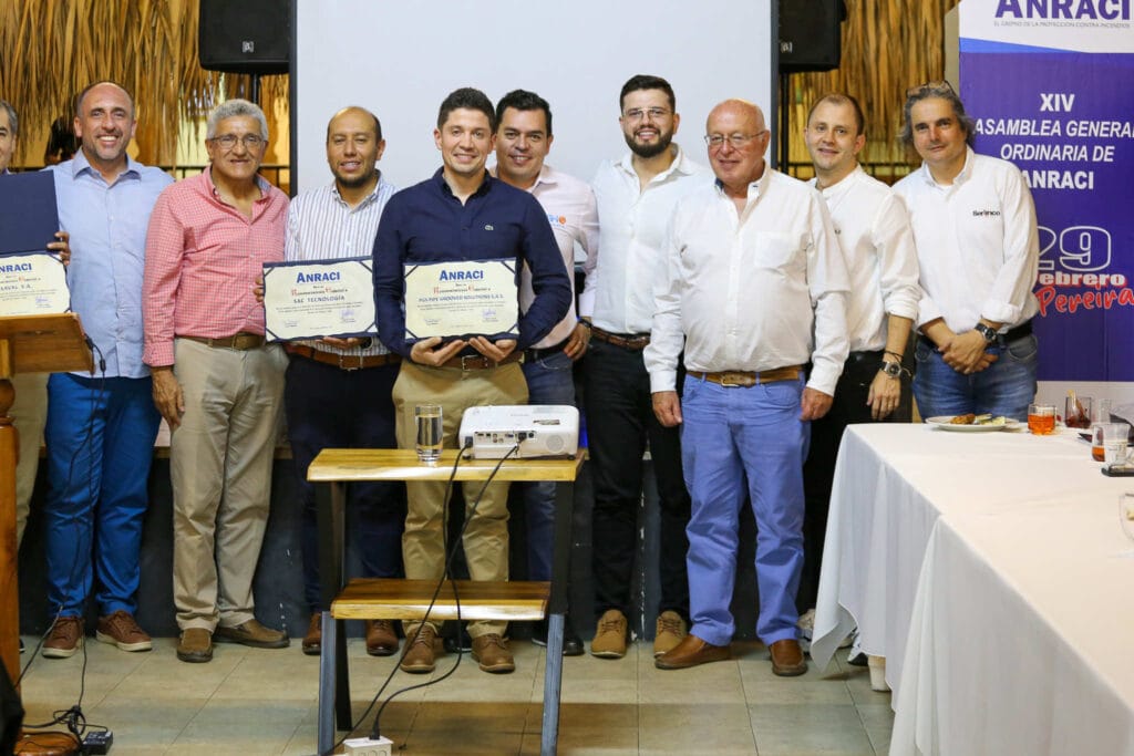 XIV Asamblea General Ordinaria De ANRACI. El gremio de la protección contra incendios Colombia Ceremonia