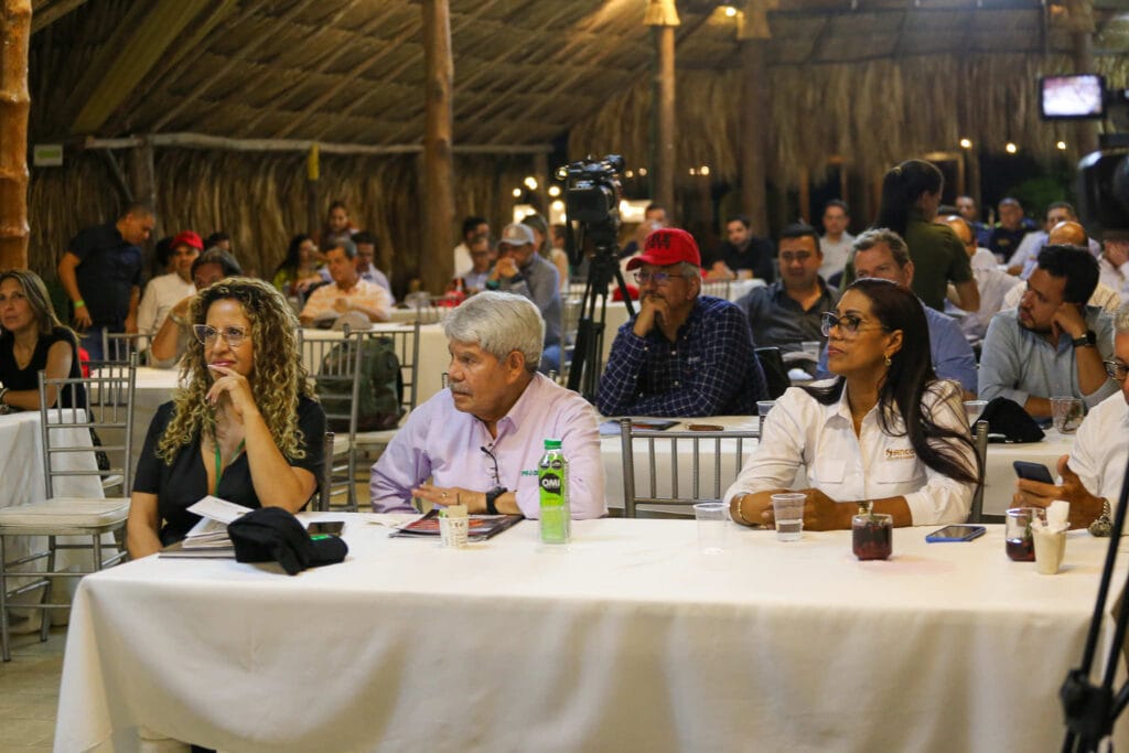 XIV Asamblea General Ordinaria De ANRACI. El gremio de la protección contra incendios Colombia Ceremonia
