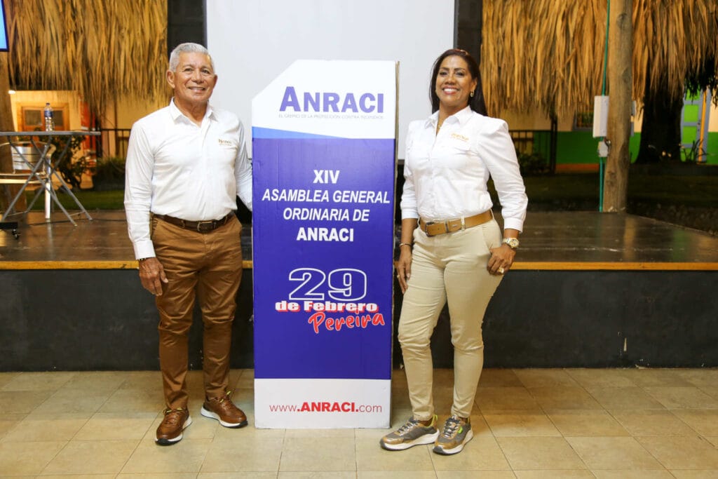 XIV Asamblea General Ordinaria De ANRACI. El gremio de la protección contra incendios Colombia Ceremonia