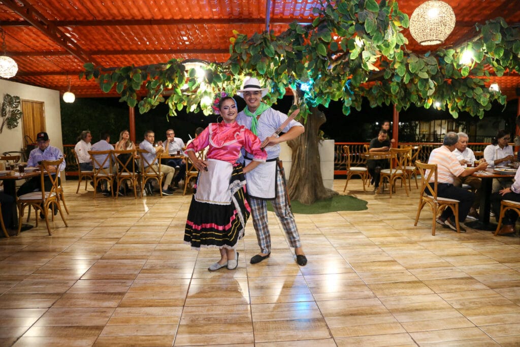 XIV Asamblea General Ordinaria De ANRACI. El gremio de la protección contra incendios Colombia Ceremonia