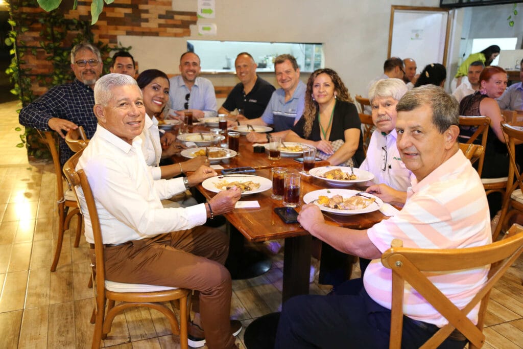 XIV Asamblea General Ordinaria De ANRACI. El gremio de la protección contra incendios Colombia Ceremonia