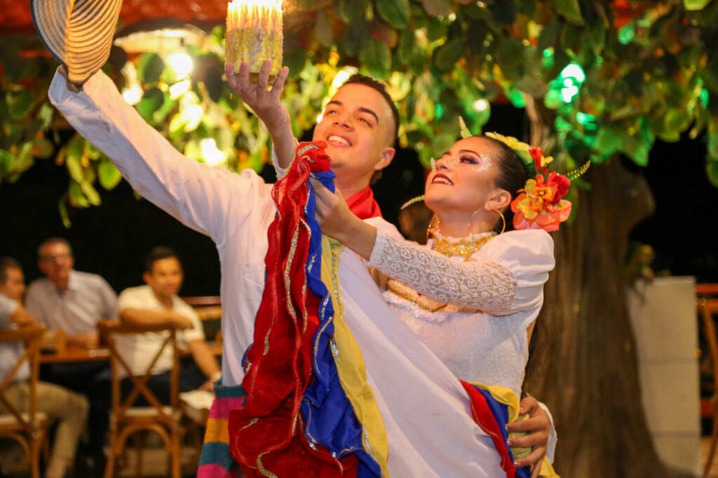 XIV Asamblea General Ordinaria De ANRACI. El gremio de la protección contra incendios Colombia Ceremonia