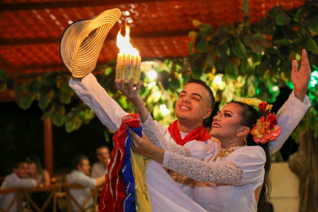 XIV Asamblea General Ordinaria De ANRACI. El gremio de la protección contra incendios Colombia Ceremonia