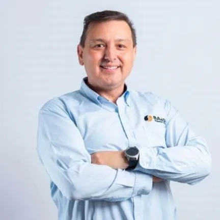 ERNESTO QUIRÓS PIEDRA.