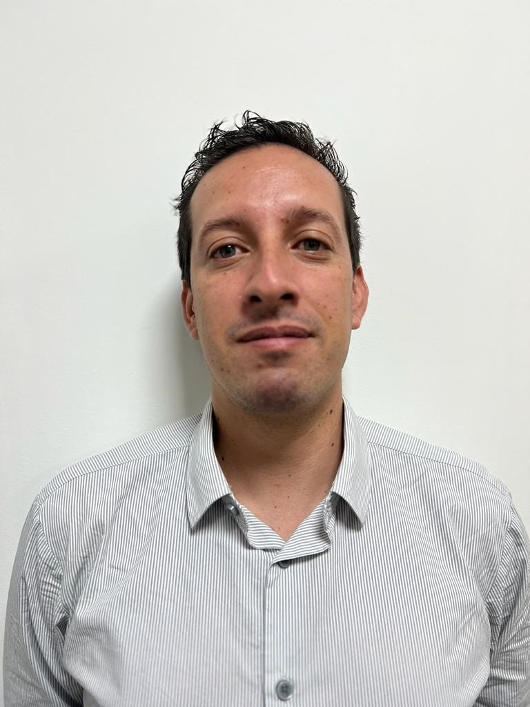 Andrés Galvis Especialista en Sistemas de Incendio