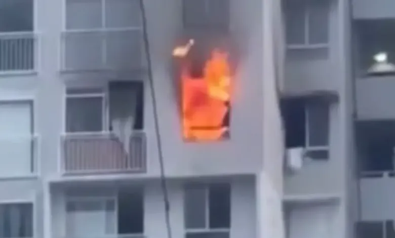 Incendio en apartamento del centro de Cali, este 24 de julio. Foto: Archivo particular